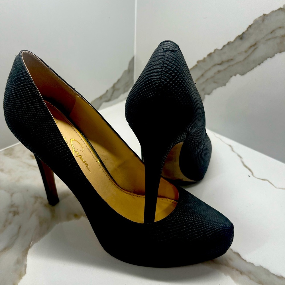 Jessica Simpson 4.5in pumps